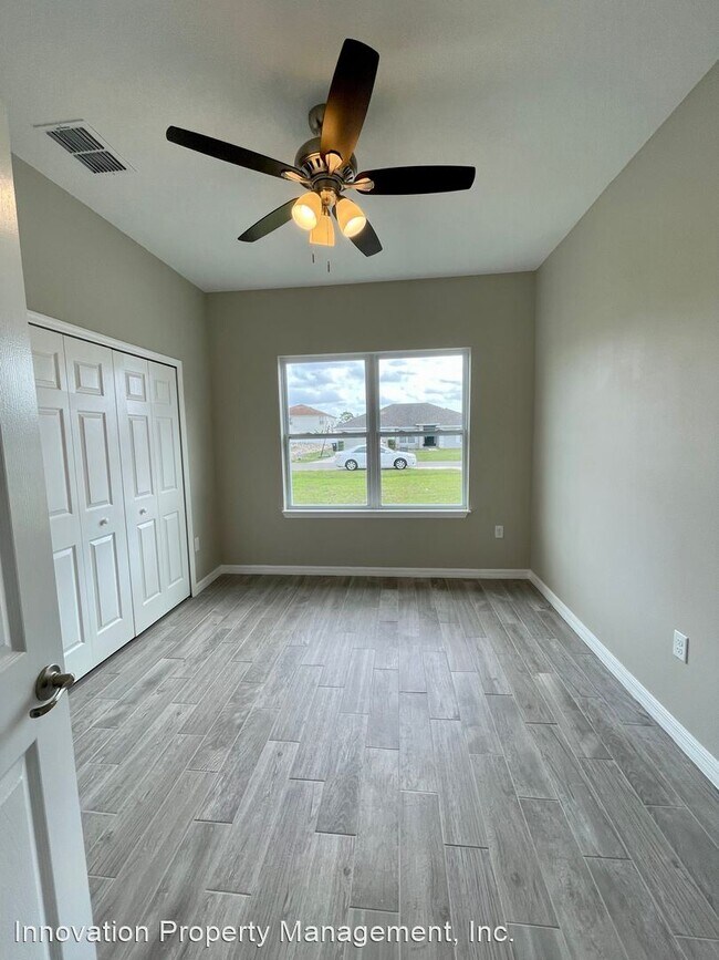 Building Photo - 4 br, 2 bath House - 68 Andora  Ct.