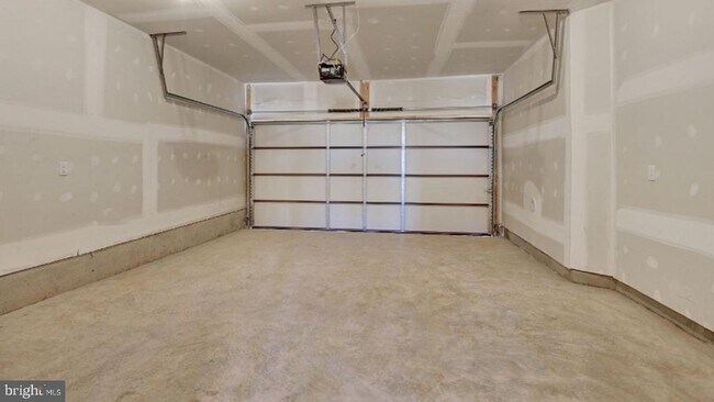 Building Photo - 331 Ensemble Wy