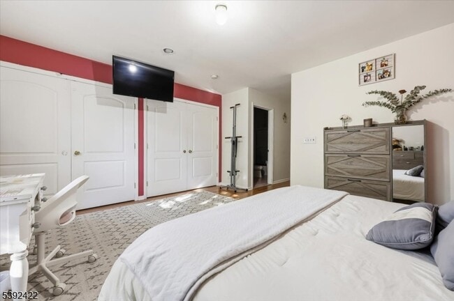 Building Photo - 245 Burgess Pl