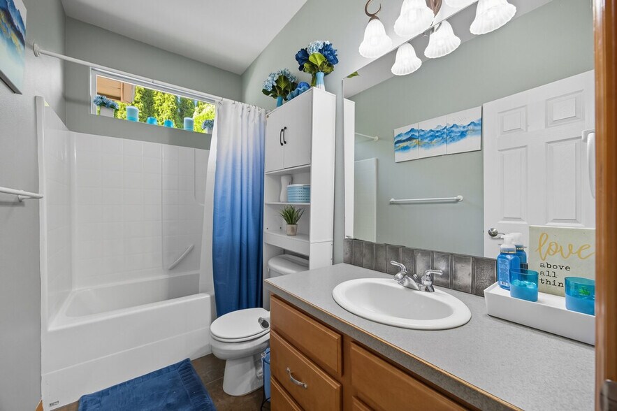 Building Photo - 355 Cindy Rd