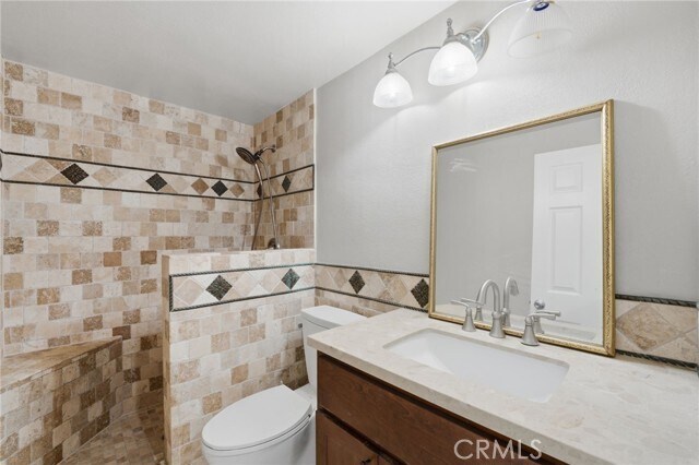 Building Photo - 29142 Bobolink Dr