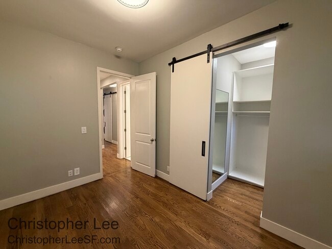 Building Photo - 2110 Baker St