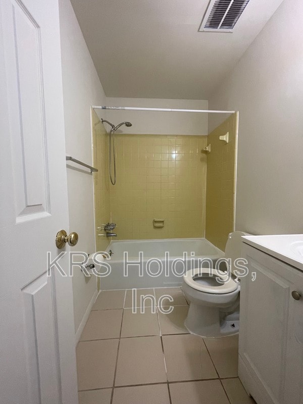 Building Photo - 3828 Miramonte Pl