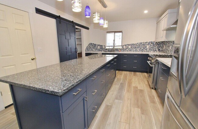 Building Photo - Single-Level Home in Quiet Neighborhood