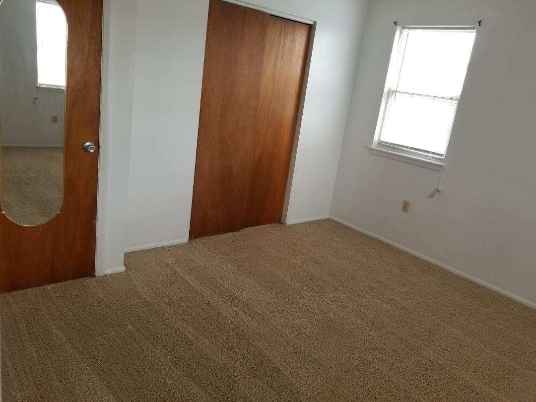 Building Photo - 22 Orchard Ave