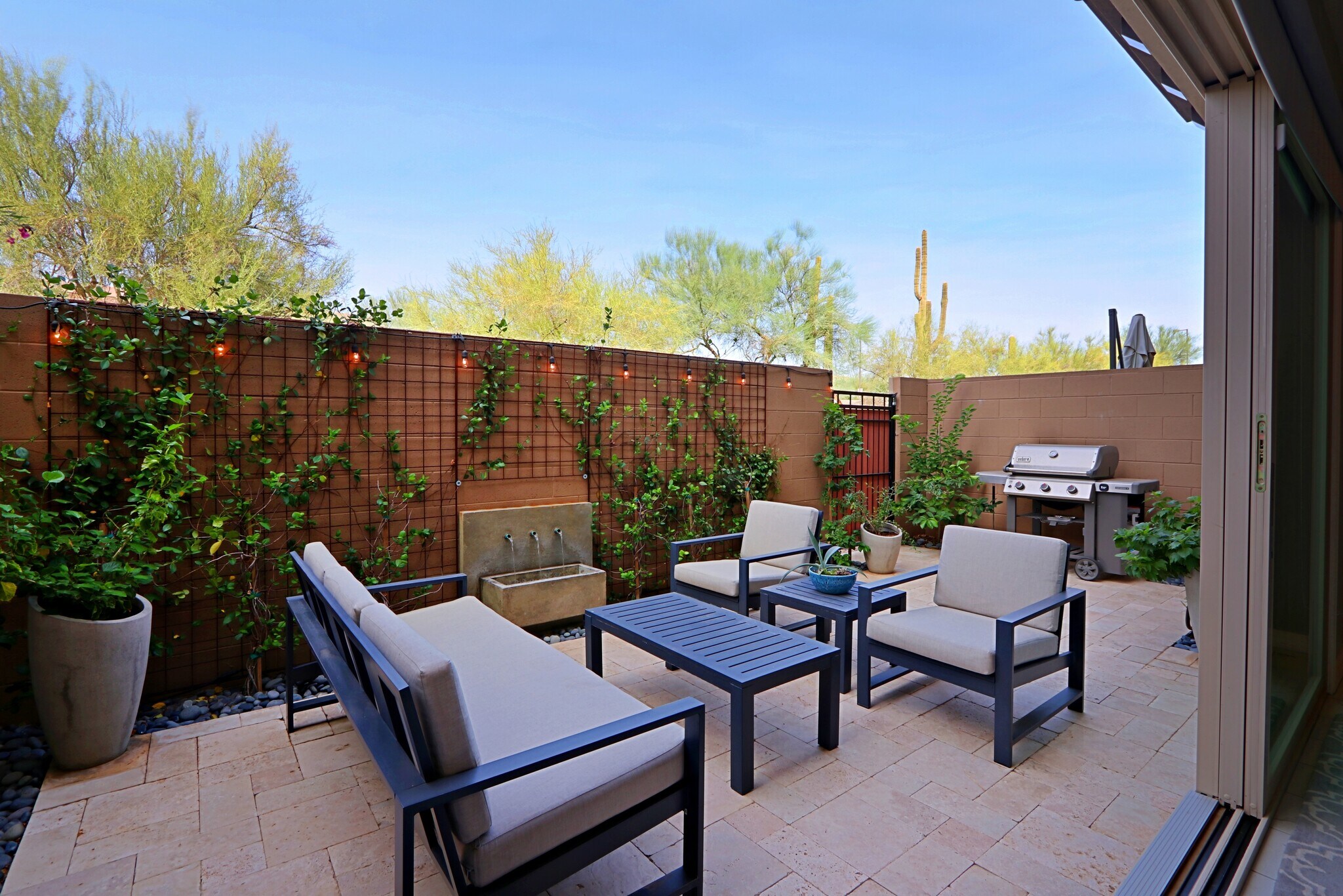 Building Photo - 7350 E Vista Bonita Dr