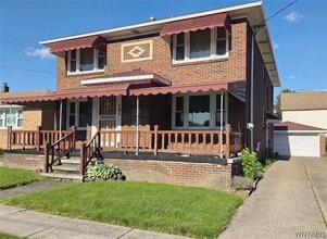 Building Photo - 181 Willett St