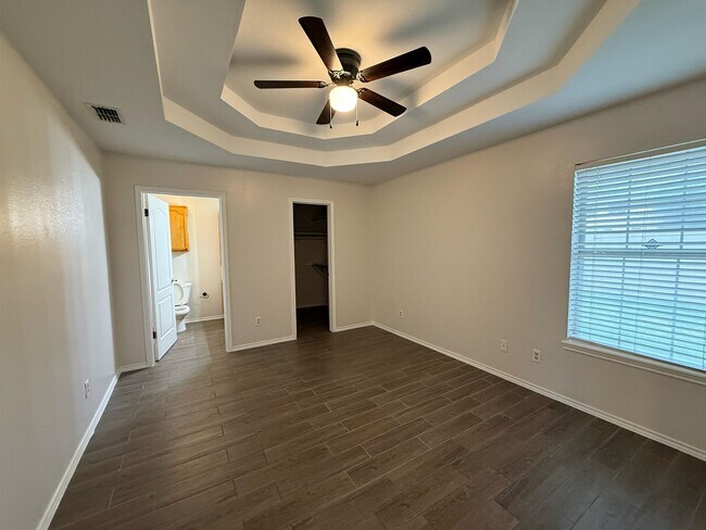 Building Photo - 506 Shiloh Dr
