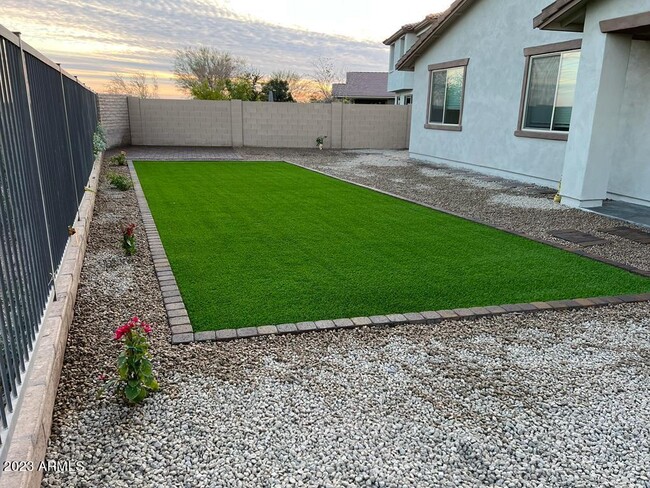 Building Photo - 29437 N 113th Ln