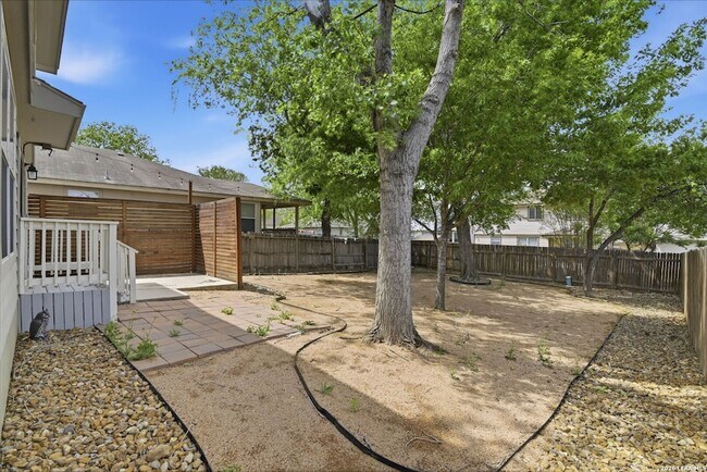 Building Photo - 655 Rattler Bluff