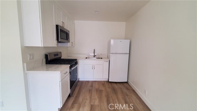 Building Photo - 5019 Barlin Ave