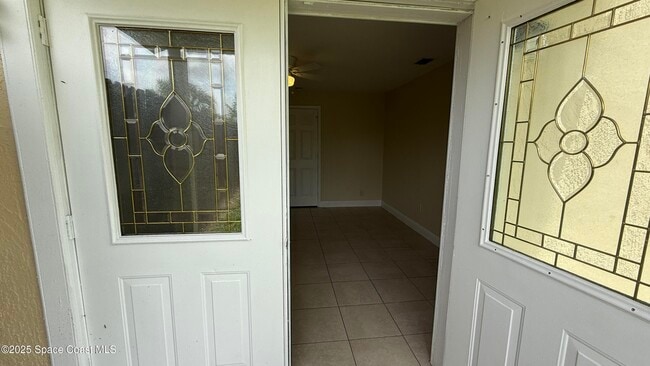 Building Photo - 508 Tasco Ave SW