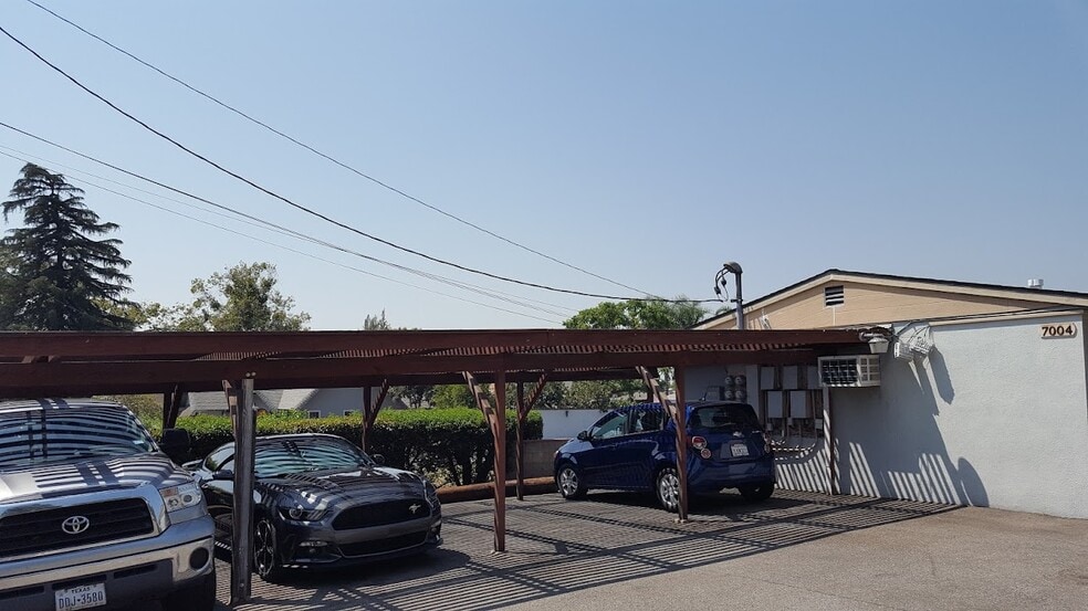 Primary Photo - 7004 Amethyst Ave