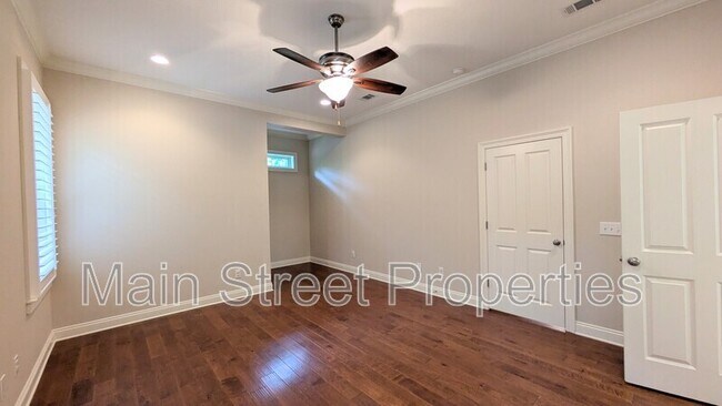 Building Photo - 10692 Squall Line Rd