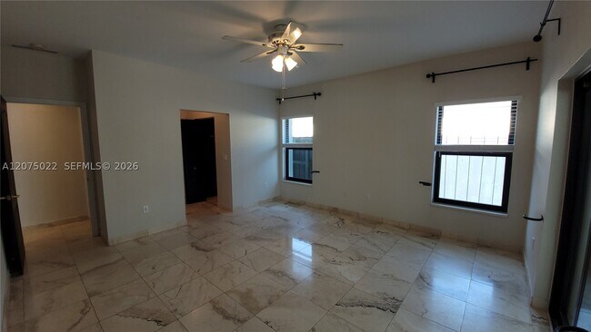 Building Photo - 21369 SW 92nd Ave