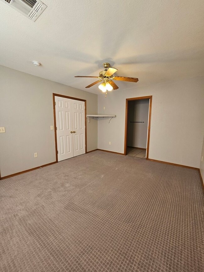 Building Photo - (3) Bed/(2) Bath in Moore Avail NOW!