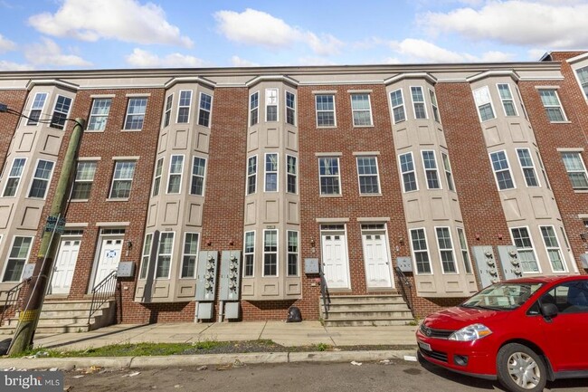 Building Photo - 134 S 46th St