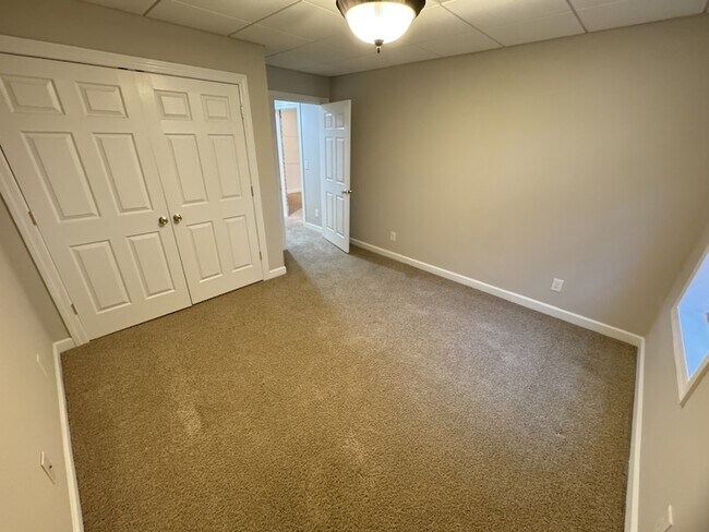 Building Photo - 307 Oak Meadow Ln