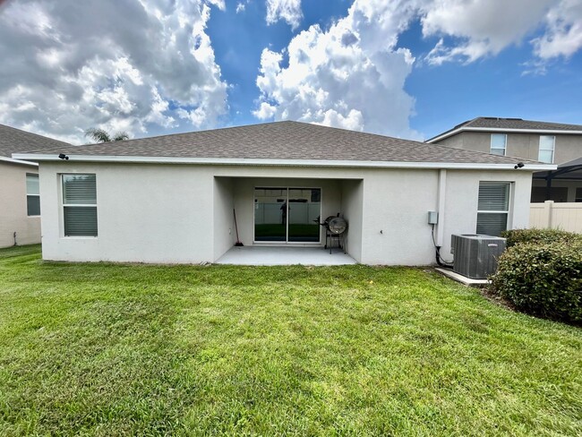 Building Photo - BEAUTIFUL 4 Bed 3 Bath HOME in Wimauma FL!!!