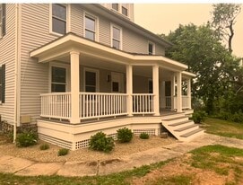 Building Photo - 40 Pleasant St