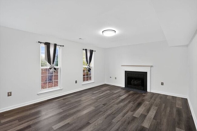 Building Photo - 11176 Carroll Dr