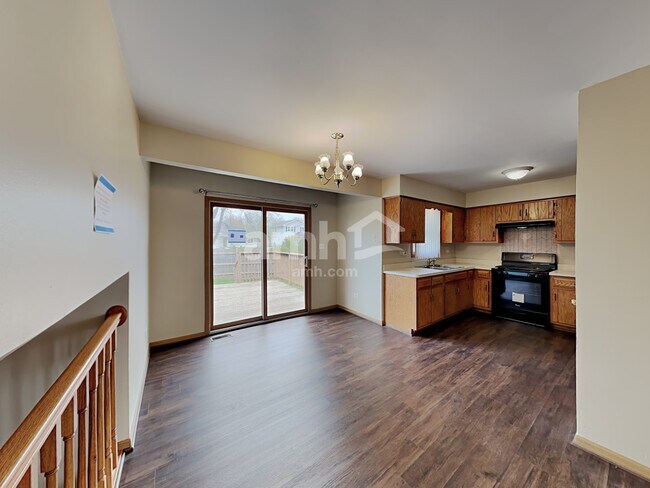 Building Photo - 370 Brink Drive