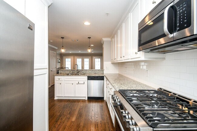 Building Photo - 2332 Winrock Blvd