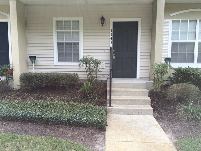 Primary Photo - 4247 Plantation Cove Dr