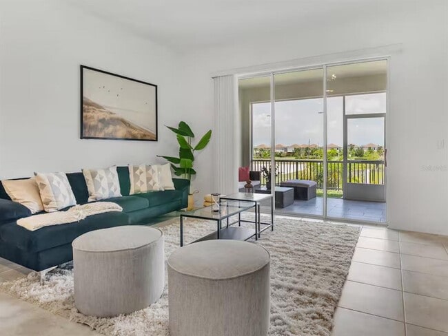 Building Photo - 1043 Splash Shot Pl