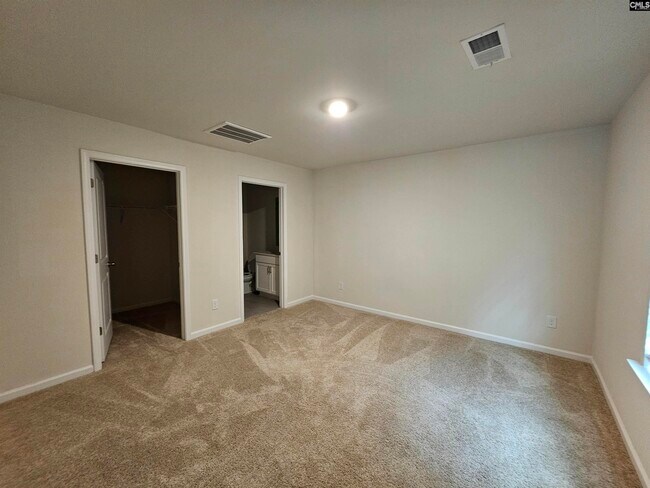 Building Photo - 3705 Stallion Dr