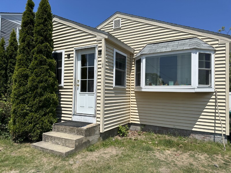Building Photo - 1 Thorwald Ave
