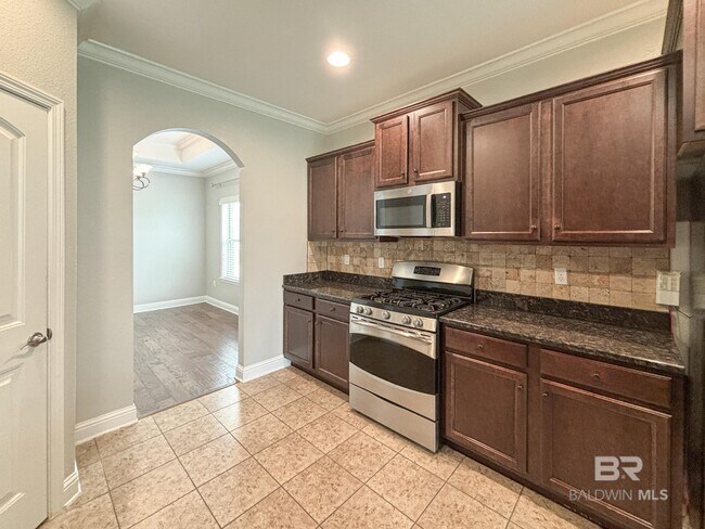 Building Photo - 24119 Weatherbee Park Dr