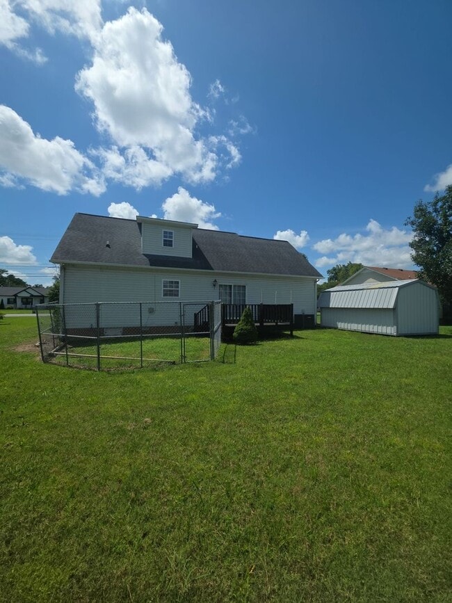 Building Photo - 1293 Fisk Rd