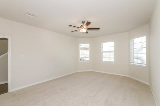 Building Photo - 409 Sunny Highlands Dr