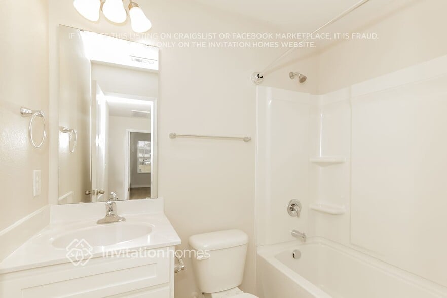 Building Photo - 2256 Latimer Ln