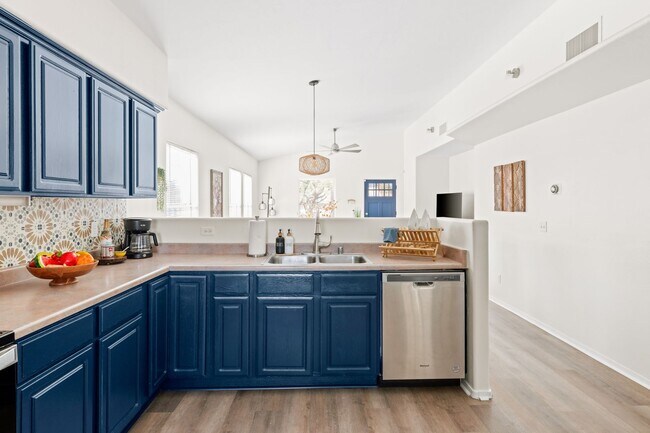Building Photo - New Home in With Historic Charm in Coveted Garfield District