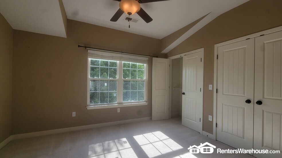 Building Photo - 3863 S Thompson St