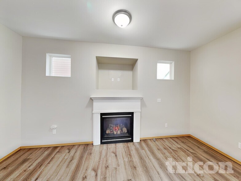 Building Photo - 6901 41st St E