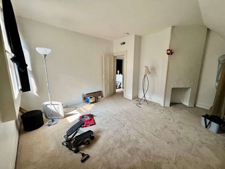 Bedroom Interior - 97 Hodge Ave