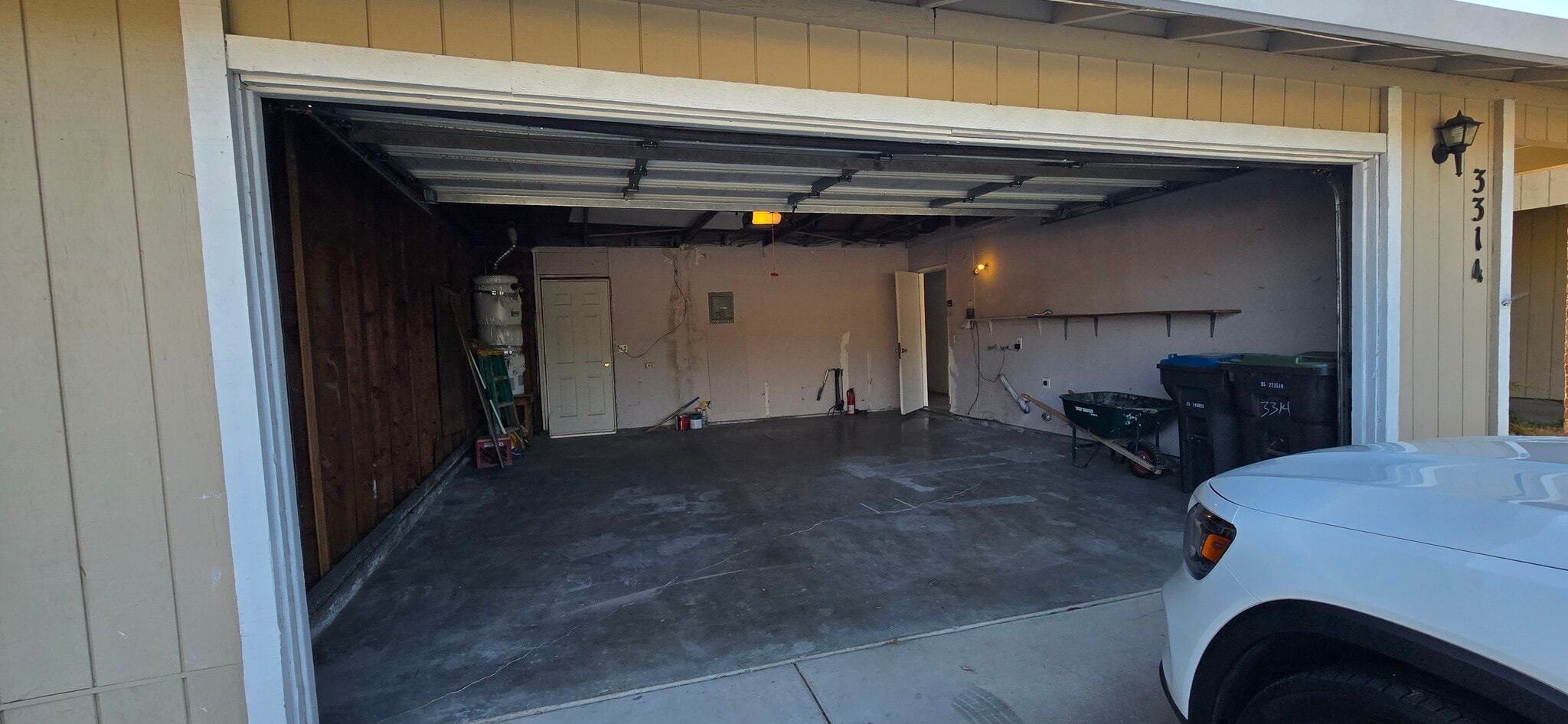 Two-Car Garage - 3314 Blue Ridge Cir