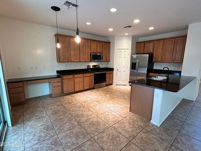 Building Photo - 8773 W Flynn Ln