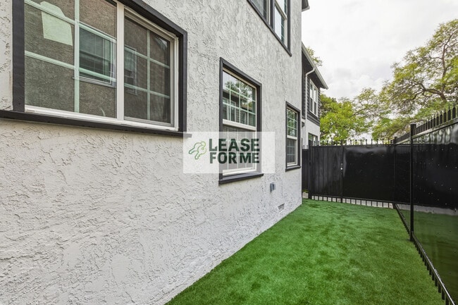 Building Photo - 5953 Guthrie Ave