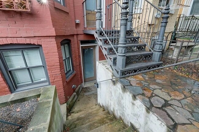 Building Photo - 2006 13th St NW