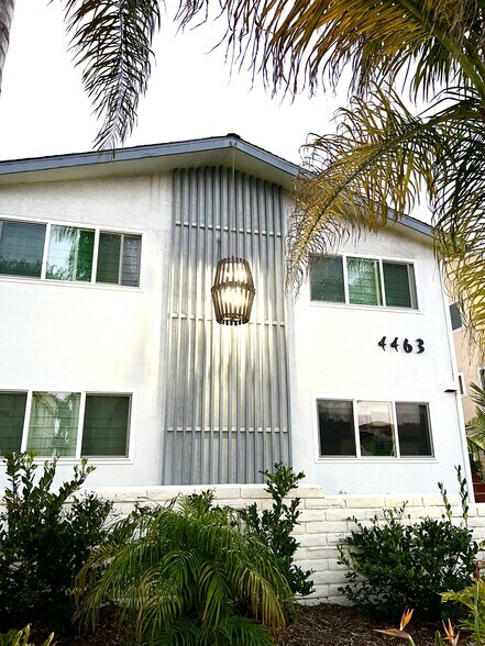 Building Photo - 4463 Mentone St