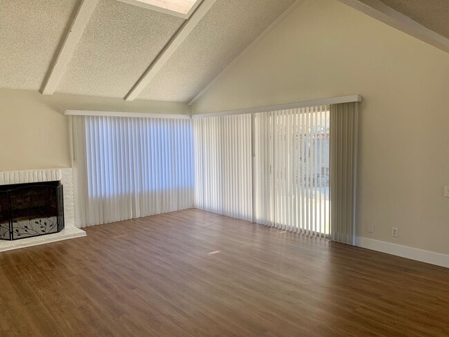 Building Photo - Charming Single Story Mission Viejo Home A...
