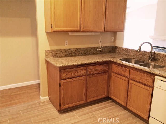 Building Photo - 58 Waxwing Ln