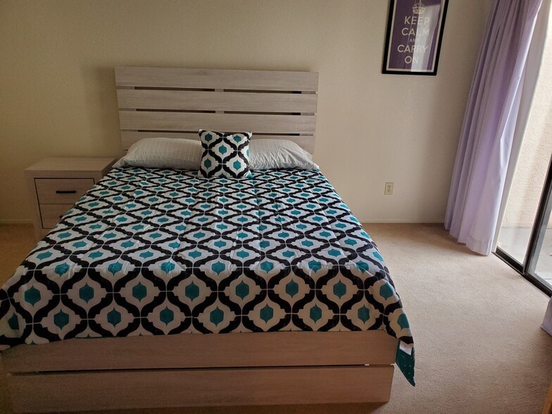 First floor bedroom - 7615 E Callisto Cir