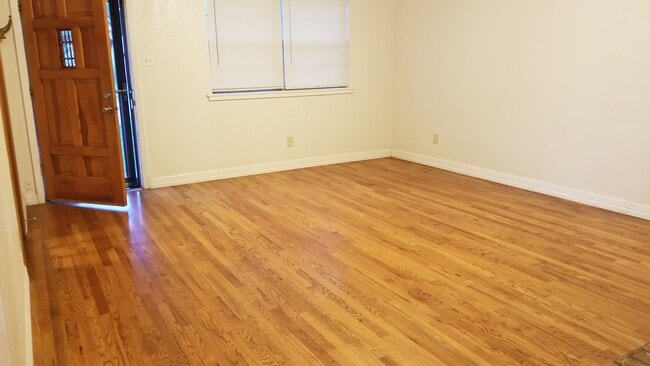 Building Photo - 5313 23rd St