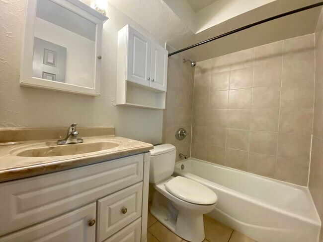 Building Photo - 4160 W 74th Ave