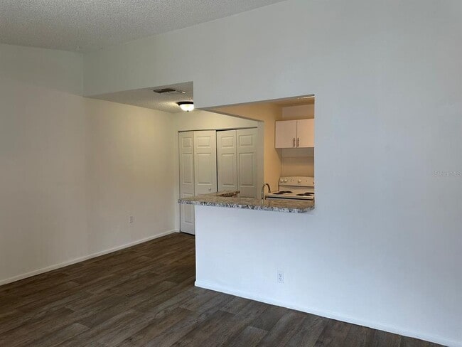 Building Photo - 3816 Breakwater Way